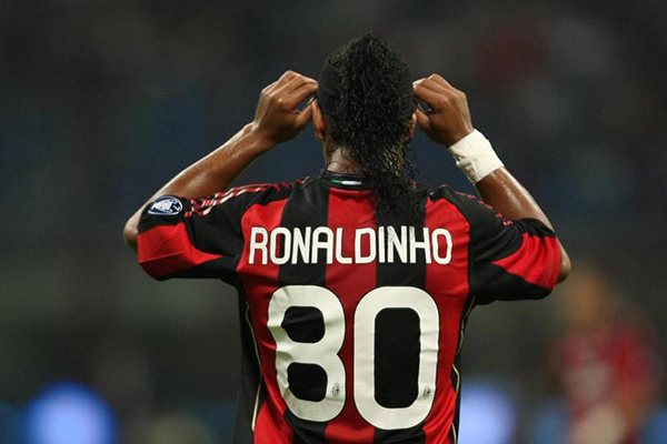 san_ronaldinho_80